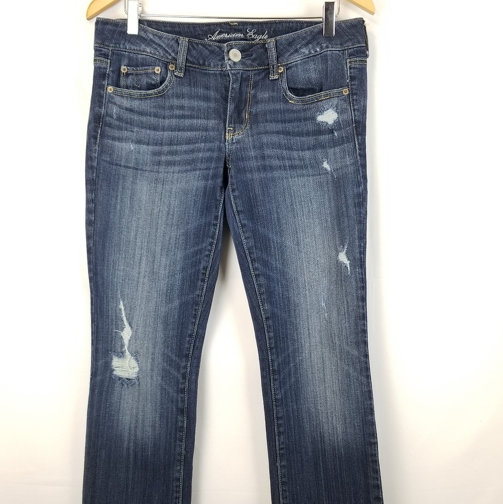 America Eagle Jean's Distressed Stretch Size 8